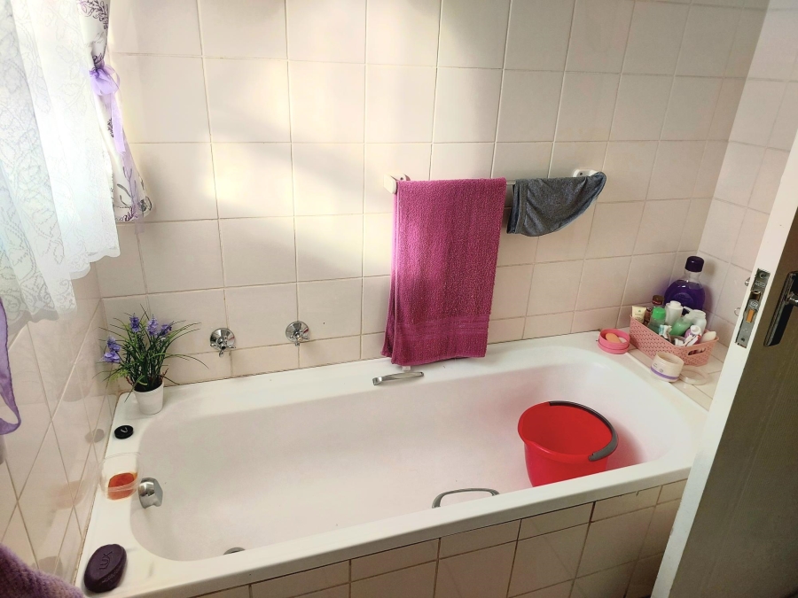 To Let 2 Bedroom Property for Rent in Moorreesburg Western Cape